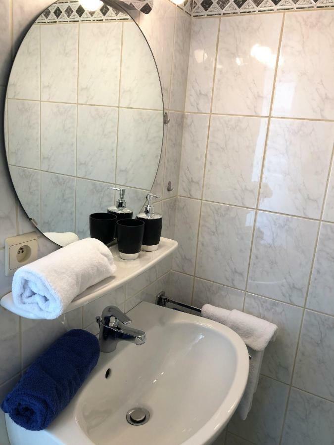 Au Petit H Appartement Stavelot Buitenkant foto
